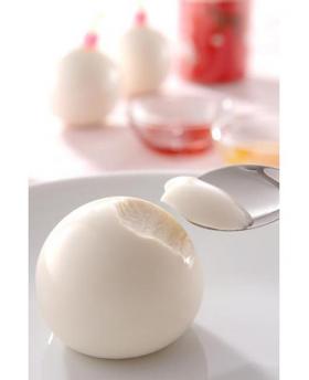 Japan Hokkaido Super-popular 牧家ぼっか Balloon Milk Pudding Winter LImited